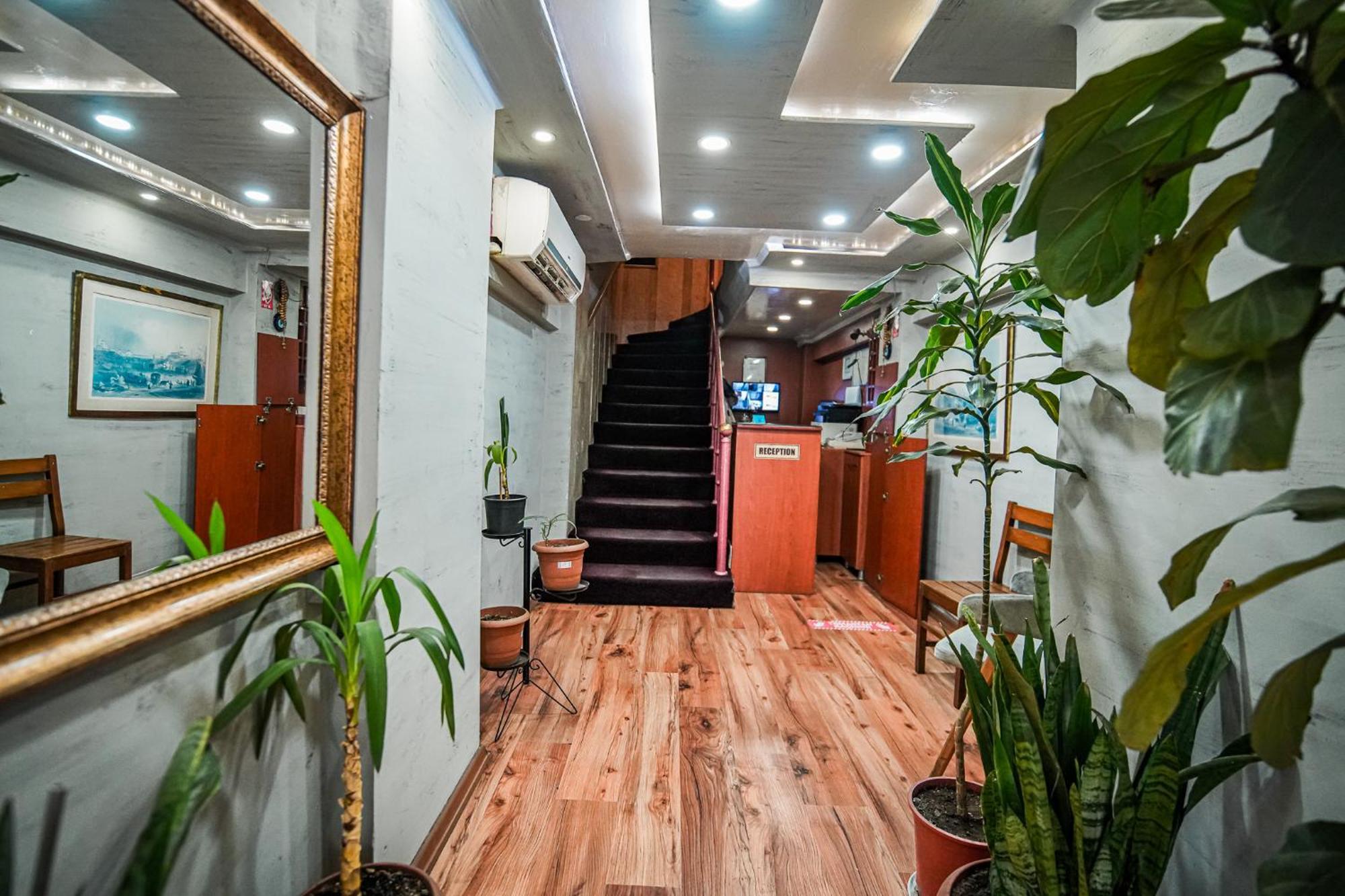 Sahra Otel Истанбул Екстериор снимка